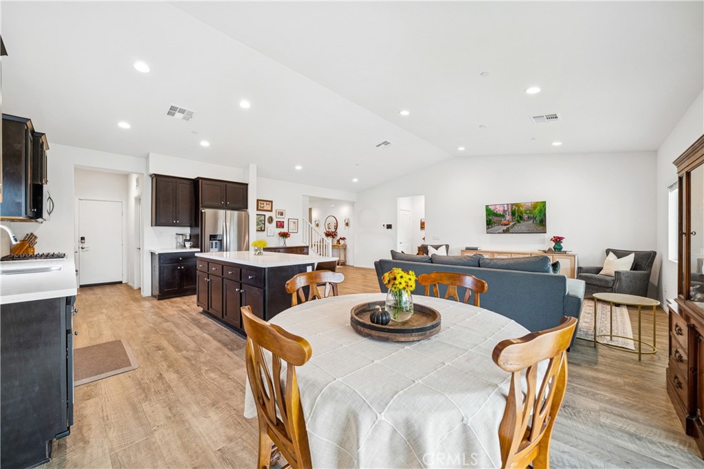 MLS #OC25259343 image #10