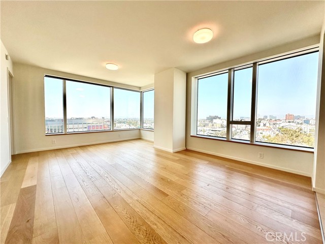 Detail Gallery Image 11 of 26 For 889 Francisco St #1006,  Los Angeles,  CA 90017 - 2 Beds | 2/1 Baths