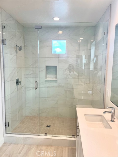 Detail Gallery Image 13 of 17 For 10895 Carlos St, Ventura,  CA 93004 - 3 Beds | 2/1 Baths