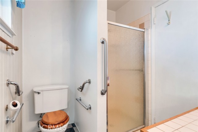 1242 N Dalton Avenue, Azusa CA: https://media.crmls.org/medias/b332e0ee-2647-4770-8564-deabd819bce7.jpg