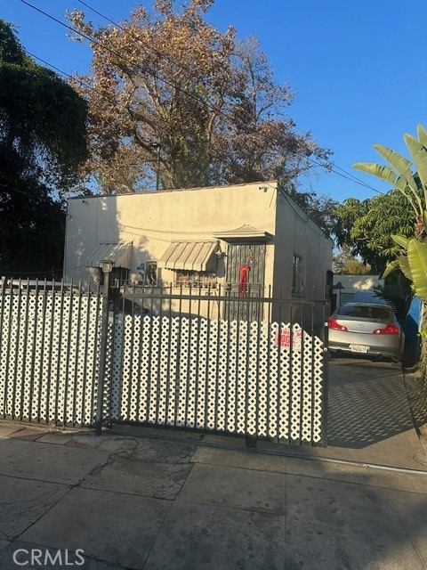 1547 41st Street, Los Angeles, California 90011, ,Multi-Family,For Sale,41st,MB24002157