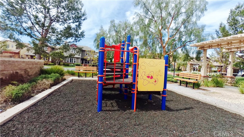 MLS #OC25255178 image #12