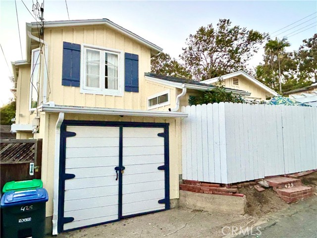 425 Monterey Drive, Laguna Beach CA: https://media.crmls.org/medias/b33472ee-6059-496c-b736-d6b44f164945.jpg