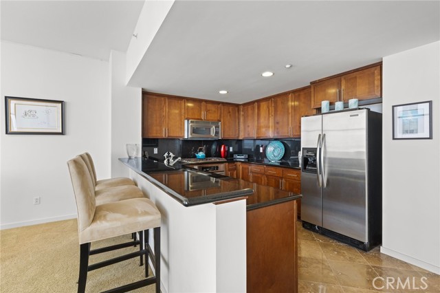 400 W Ocean Boulevard, Long Beach CA: https://media.crmls.org/medias/b335a4ad-c3f4-45fa-a080-a08242d21072.jpg