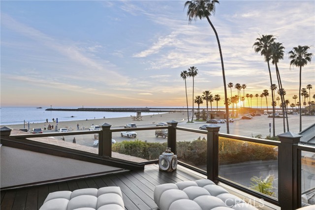 Detail Gallery Image 36 of 56 For 3150 Breakers, Corona Del Mar,  CA 92625 - 4 Beds | 5 Baths