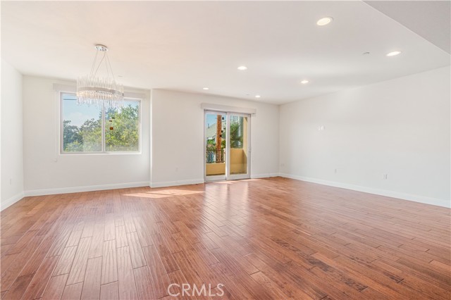 Detail Gallery Image 12 of 29 For 1835 Barrington #202,  Los Angeles,  CA 90025 - 3 Beds | 3 Baths