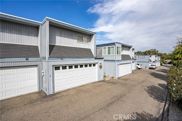 Detail Gallery Image 1 of 1 For 2031 Lost Oak Dr #B,  Los Osos,  CA 93402 - 2 Beds | 2 Baths