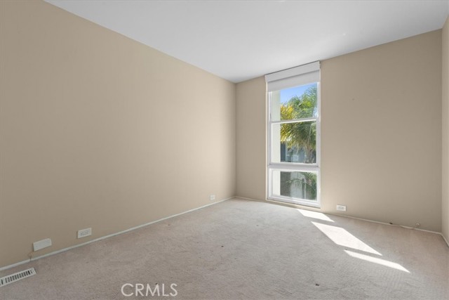 Detail Gallery Image 23 of 38 For 4053 Aladdin Dr, Huntington Beach,  CA 92649 - 3 Beds | 2/1 Baths