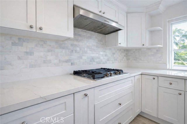 Detail Gallery Image 5 of 22 For 9543 Andover Cir, Fountain Valley,  CA 92708 - 3 Beds | 2 Baths