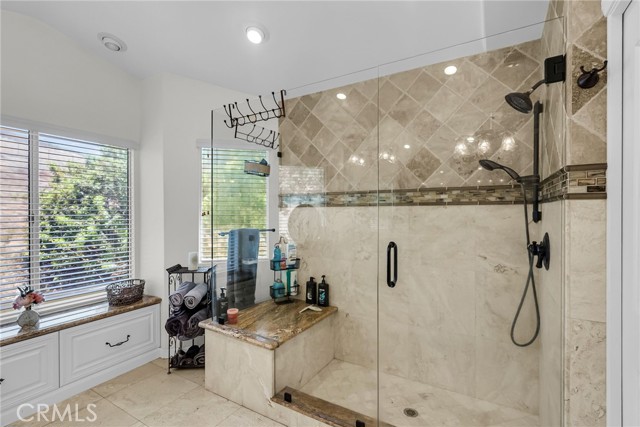 11322 Breithorn Court, Riverside CA: https://media.crmls.org/medias/b3384692-611d-4201-95f2-bd322da4494d.jpg