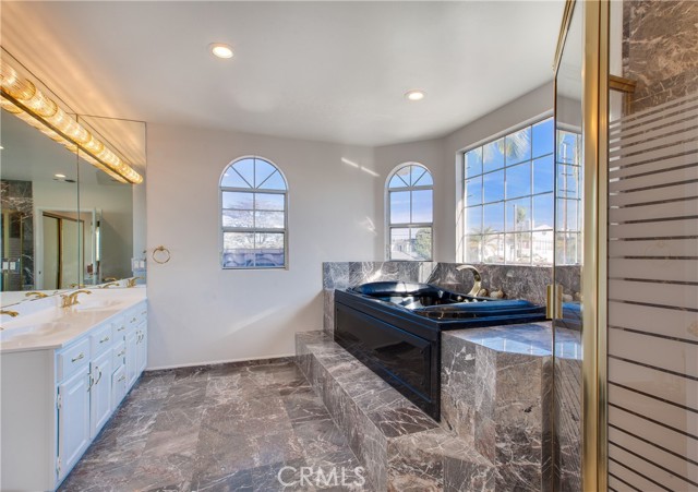 Detail Gallery Image 33 of 39 For 3667 Sawtelle Bld, Los Angeles,  CA 90066 - 5 Beds | 3/1 Baths