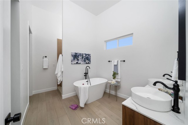 Detail Gallery Image 41 of 66 For 28830 Vacation Dr, Canyon Lake,  CA 92587 - 4 Beds | 4 Baths