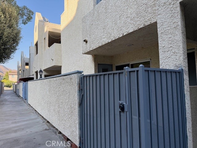 Detail Gallery Image 1 of 2 For 18209 Sierra #35,  Canyon Country,  CA 91351 - 2 Beds | 2 Baths