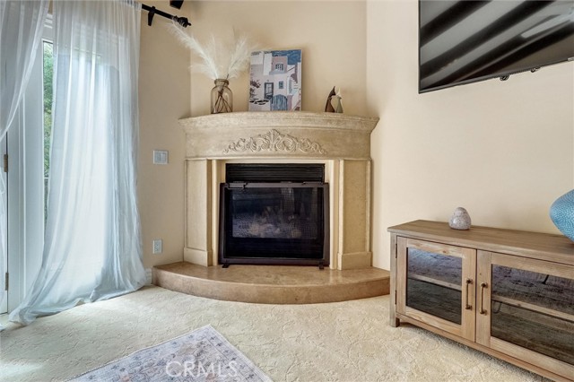 Detail Gallery Image 32 of 65 For 4751 Topeka Dr, Tarzana,  CA 91356 - 5 Beds | 6 Baths