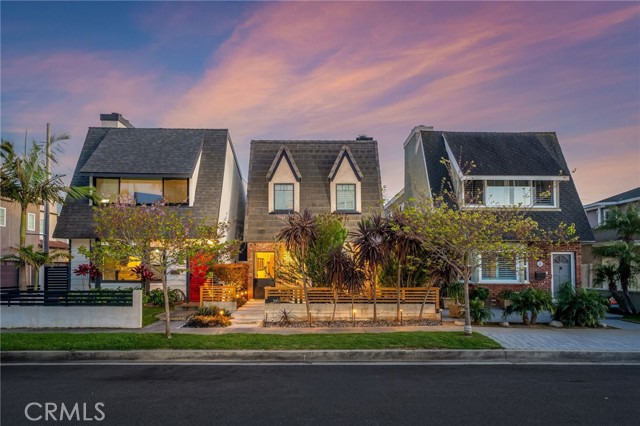 Front Image Thumbnail for CROC26062596