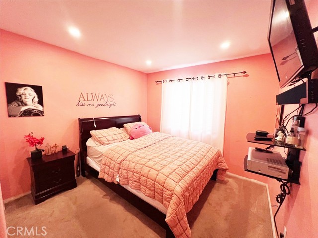 Detail Gallery Image 16 of 23 For 28303 Sycamore Dr, Saugus,  CA 91350 - 3 Beds | 2/1 Baths