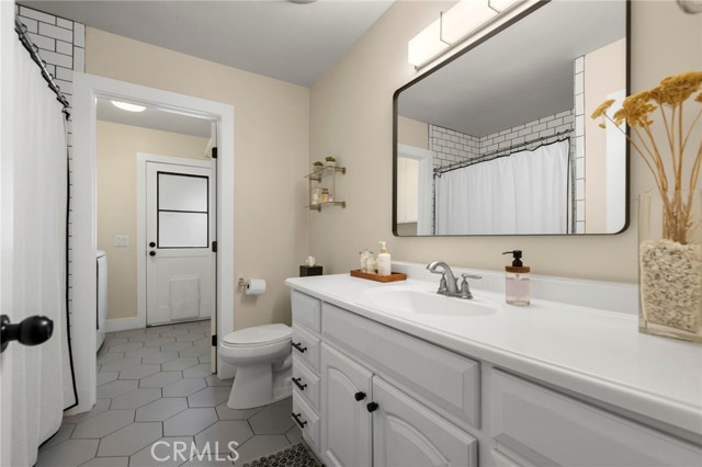 Detail Gallery Image 24 of 43 For 430 Chaparral Dr, Claremont,  CA 91711 - 3 Beds | 2 Baths