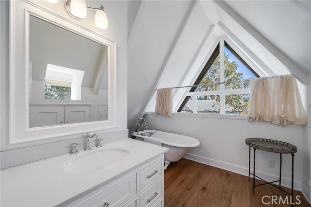 Detail Gallery Image 14 of 29 For 21562 Anns Ln a,  Laguna Beach,  CA 92651 - 2 Beds | 2 Baths