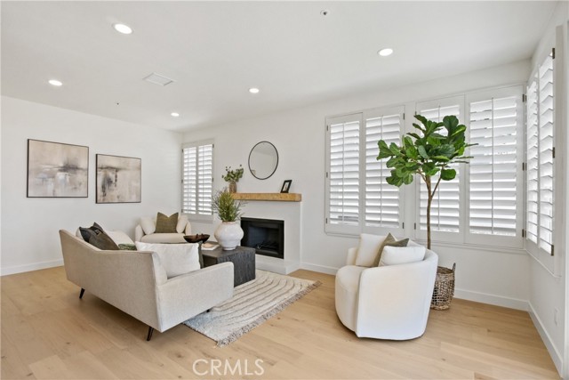 2210 Calle Opalo, San Clemente CA: https://media.crmls.org/medias/b341faeb-03ab-458a-a1fa-2dbd21a18ba5.jpg