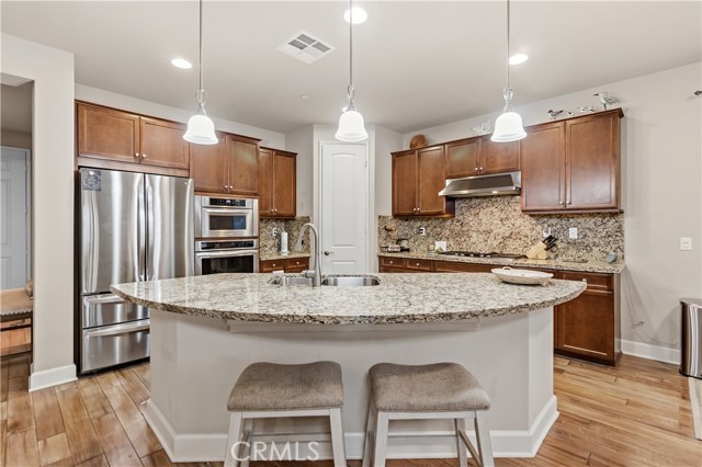 Detail Gallery Image 5 of 23 For 1496 via Rojas, Hemet,  CA 92545 - 3 Beds | 2 Baths