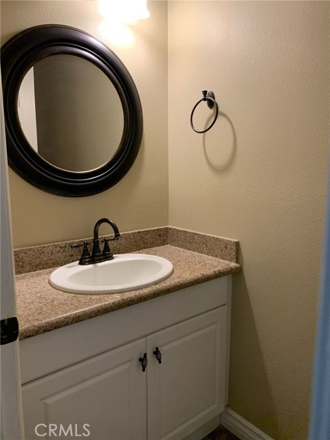 Detail Gallery Image 3 of 11 For 1124 Cleghorn Dr #B,  Diamond Bar,  CA 91765 - 3 Beds | 2/1 Baths