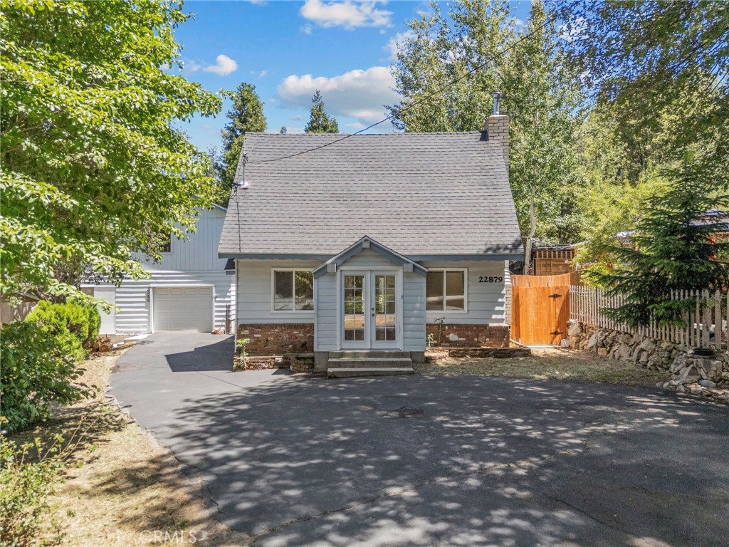 22879 Juniper Lane