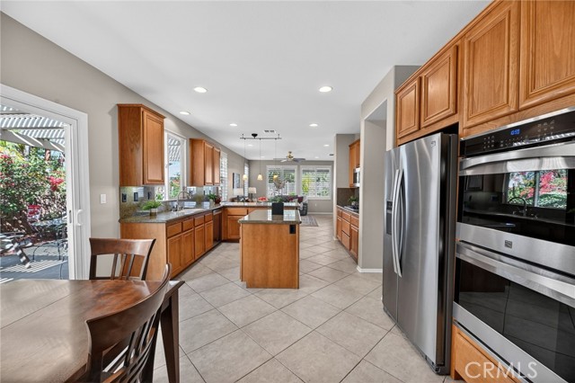 Detail Gallery Image 13 of 60 For 39256 Beringer, Murrieta,  CA 92563 - 2 Beds | 2 Baths