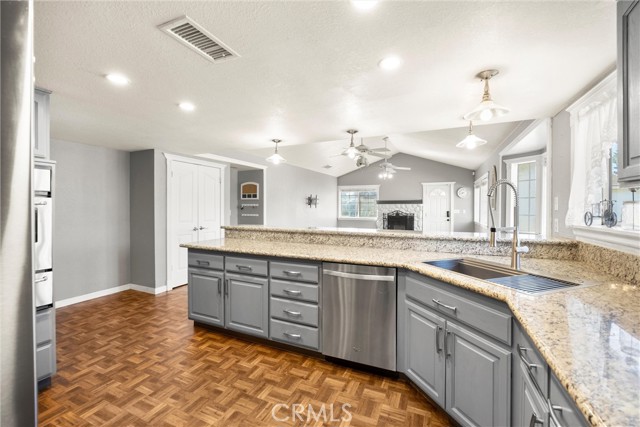 Detail Gallery Image 21 of 67 For 21725 Pinewood, Perris,  CA 92570 - 4 Beds | 3 Baths