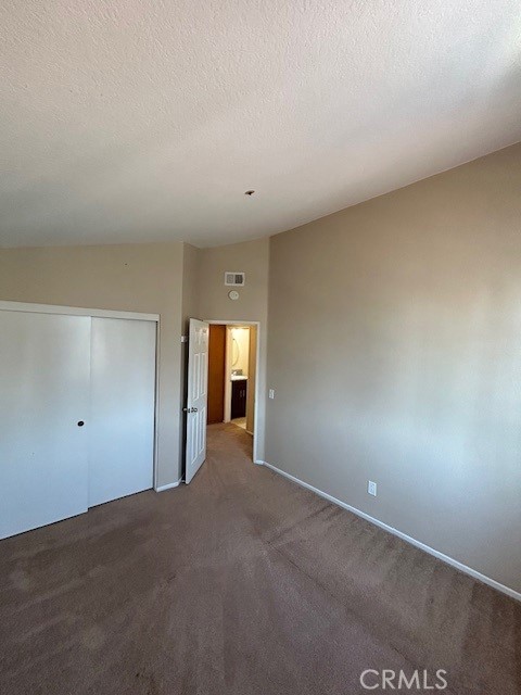 13646 Kings Canyon Court, Fontana CA: https://media.crmls.org/medias/b342a3d9-4437-4ff6-b8bd-49e10b37e59b.jpg