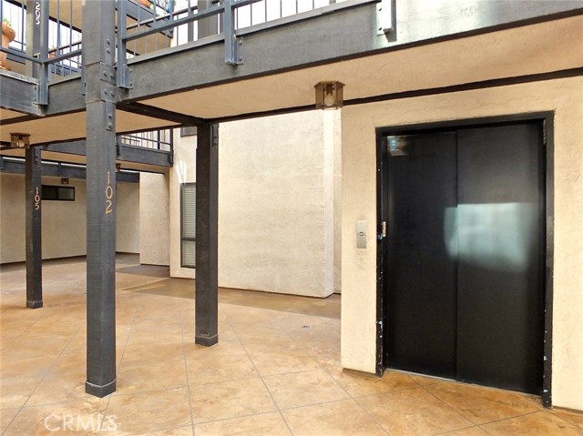 2032 E Bermuda Street