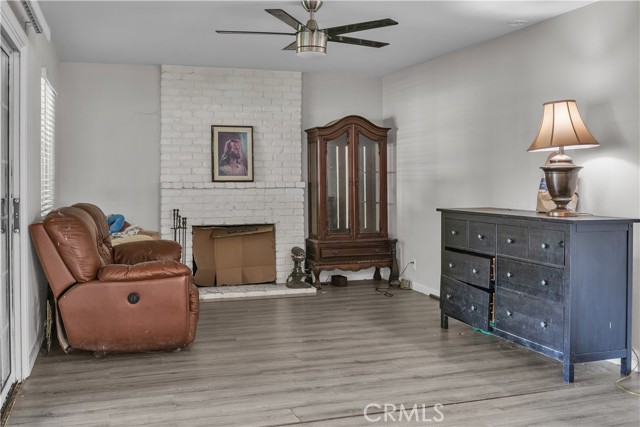 Detail Gallery Image 4 of 17 For 1527 Underwood, Atwater,  CA 95301 - 3 Beds | 2 Baths