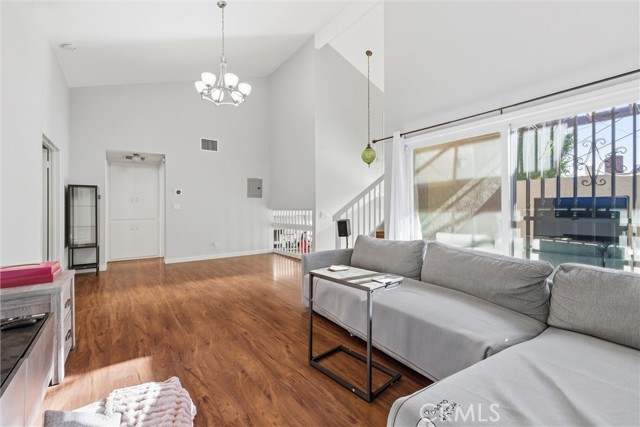 Detail Gallery Image 11 of 42 For 273 Casuda Canyon Dr #E,  Monterey Park,  CA 91754 - 4 Beds | 3 Baths