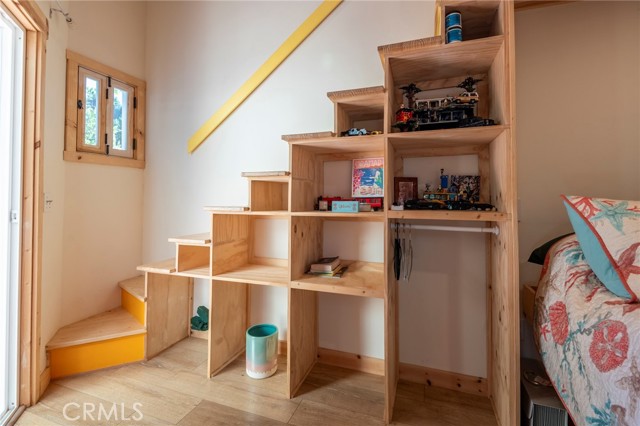 5223 Alhama Drive, Woodland Hills CA: https://media.crmls.org/medias/b3443c0a-ff87-4031-8eb9-fc9f95f08ce7.jpg