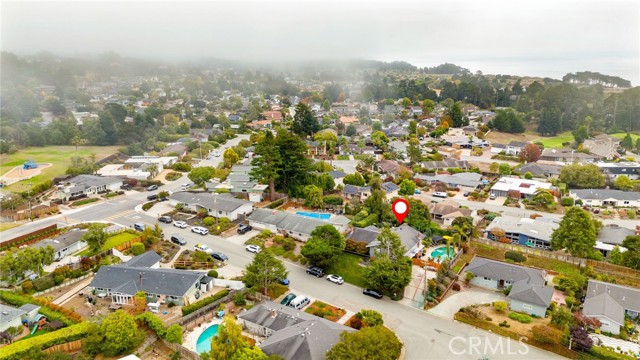 Detail Gallery Image 37 of 46 For 121 Greenbrier Dr, Aptos,  CA 95003 - 4 Beds | 2/1 Baths