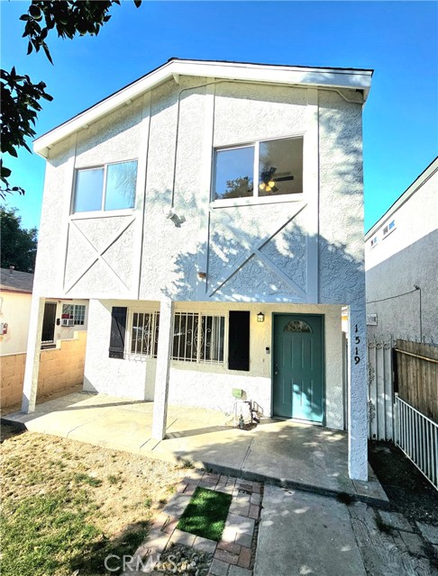 1519 W Summit St, Long Beach, CA 90810