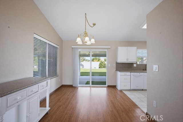 Detail Gallery Image 8 of 28 For 2998 Elder, Hemet,  CA 92545 - 3 Beds | 2 Baths