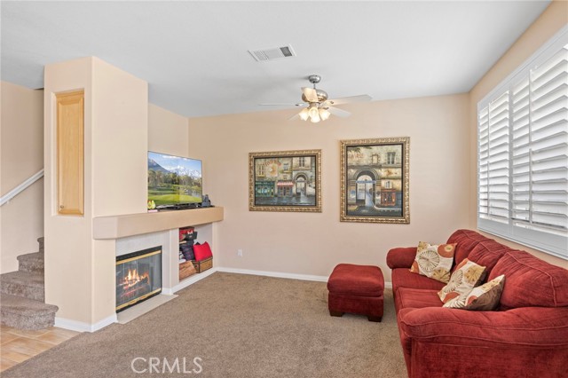 8383 E Arrowhead Way, Anaheim Hills CA: https://media.crmls.org/medias/b3455d4b-3ba6-49e7-9108-4322e2c9332f.jpg