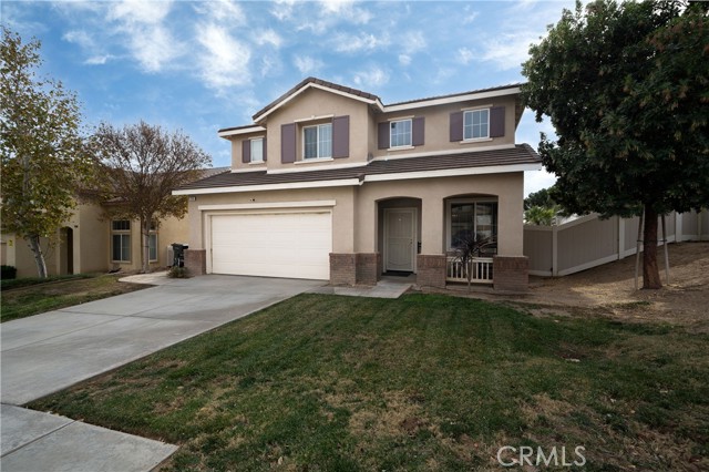 Detail Gallery Image 2 of 32 For 286 Anderegg Ln, Colton,  CA 92324 - 5 Beds | 2/1 Baths