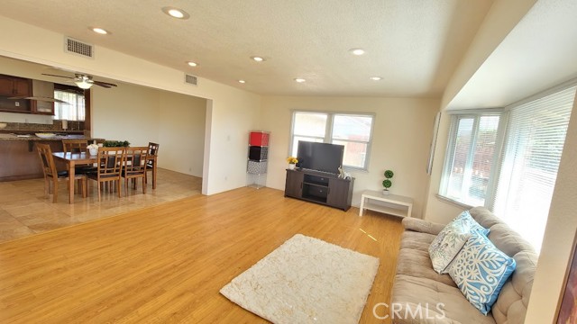 555 S La Serena Drive, Covina, CA, 91723 555 S La Serena Drive, Covina, CA, 91723