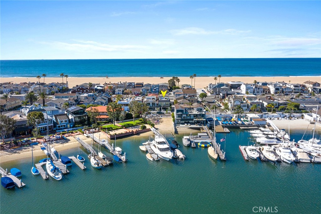 621 W Bay Avenue, Newport Beach, CA 92661