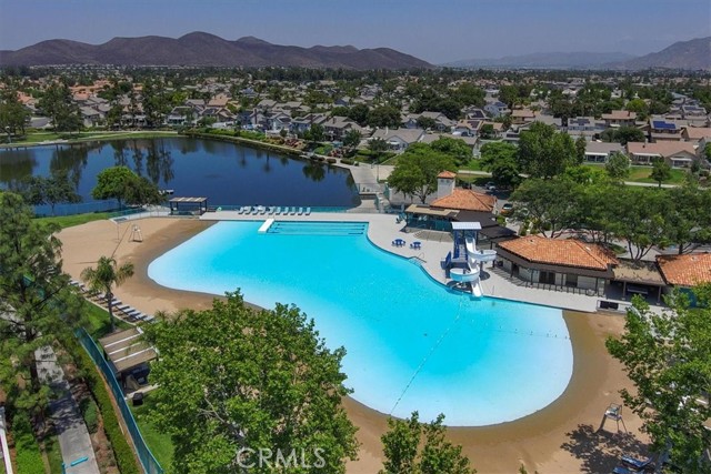 29870 Corte Cruzada, Menifee CA: https://media.crmls.org/medias/b3468526-c437-4f42-a1cf-f1193f853d04.jpg