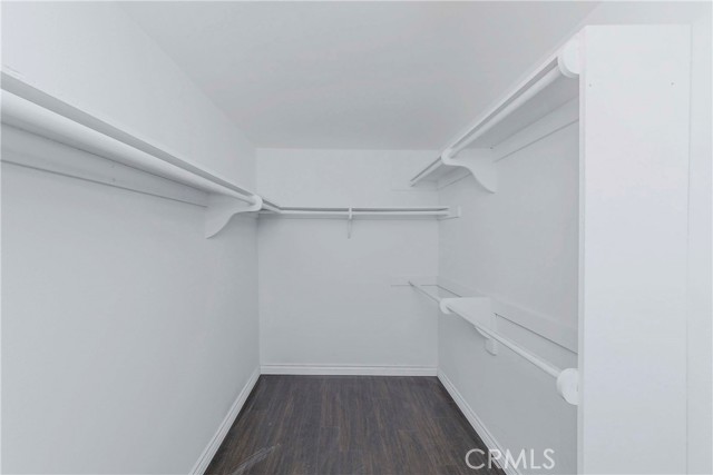 9724 Walker Court, Cypress CA: https://media.crmls.org/medias/b346f022-06b3-49fd-8fa0-1c689b8df7bb.jpg
