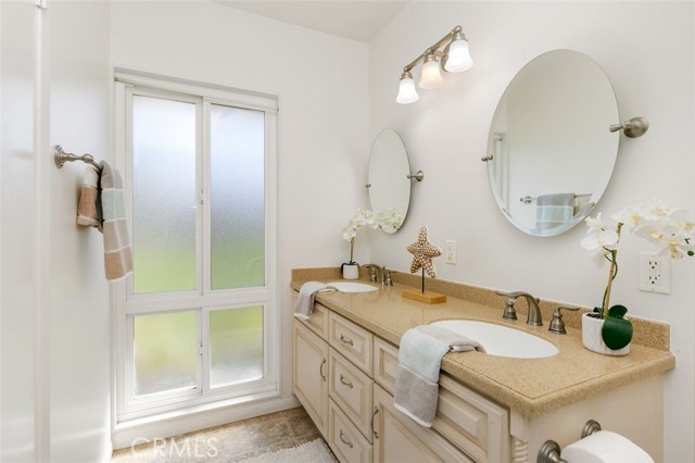7008 Willowtree Drive, Rancho Palos Verdes, California 90275, 3 Bedrooms Bedrooms, ,1 BathroomBathrooms,Residential,Sold,Willowtree,PV22203496