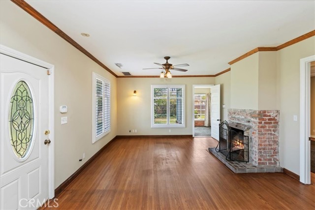 1350 E Chase Drive, Corona CA: https://media.crmls.org/medias/b349ad96-ab55-4be3-91c2-f89462349280.jpg