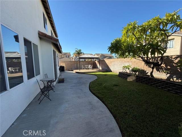 Detail Gallery Image 4 of 22 For 7442 Juneau, Fontana,  CA 92336 - 5 Beds | 3 Baths