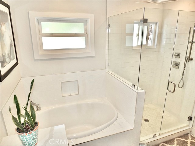 Detail Gallery Image 23 of 42 For 3500 Rose Ave, Long Beach,  CA 90807 - 4 Beds | 2/1 Baths