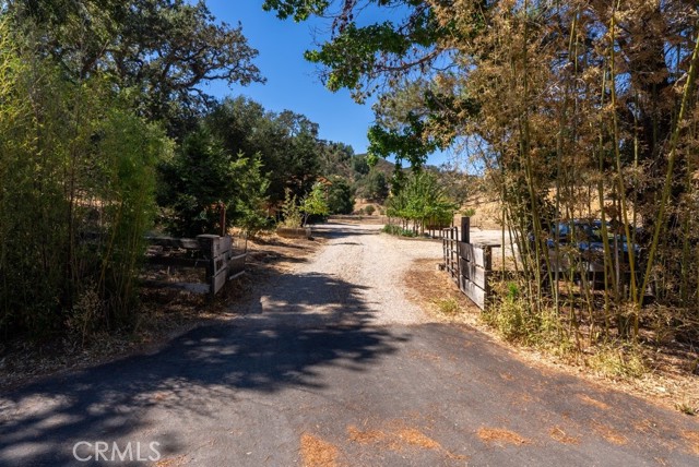 Detail Gallery Image 4 of 65 For 11300 Santa Lucia Rd, Atascadero,  CA 93422 - 4 Beds | 3/1 Baths