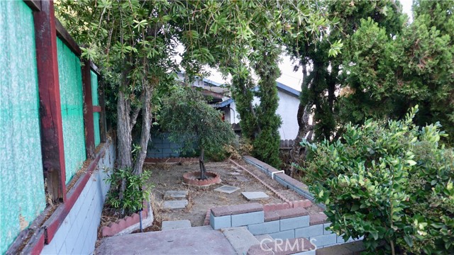 4435 Caledonia Way, Los Angeles CA: https://media.crmls.org/medias/b34b6564-5392-4694-8ada-20638c33229f.jpg
