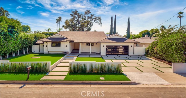 Detail Gallery Image 1 of 72 For 5355 Aldea Ave, Encino,  CA 91316 - 5 Beds | 5/1 Baths