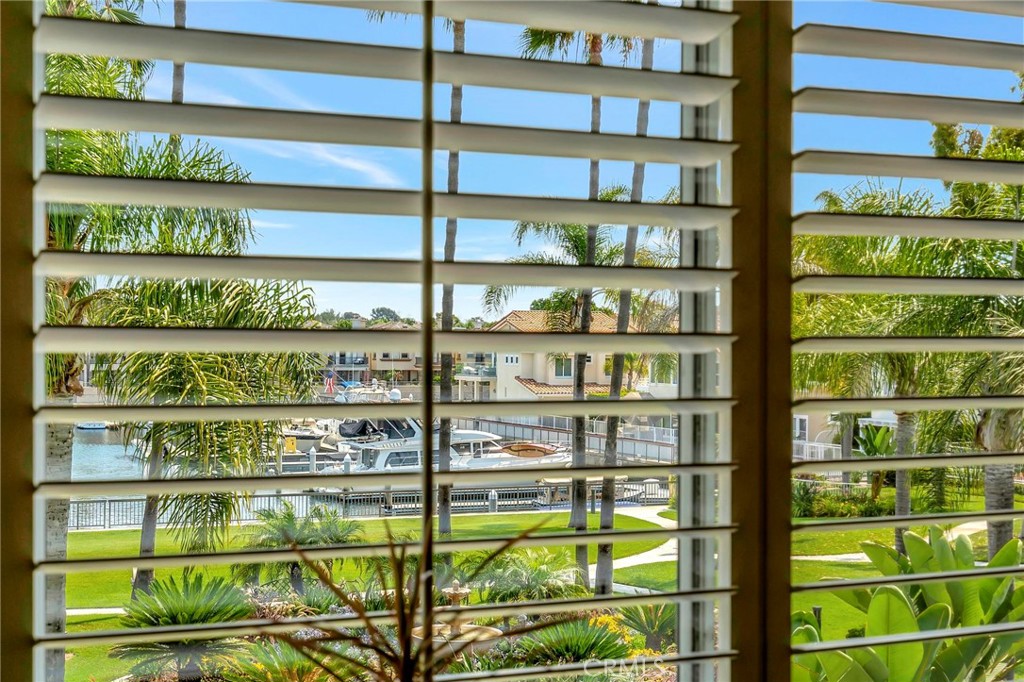 5693 Spinnaker Bay Drive
